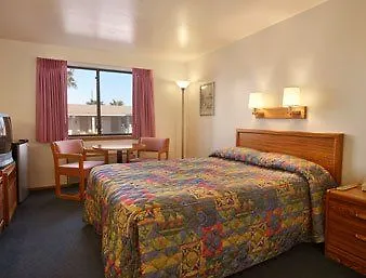 Hotel Grand Mesa